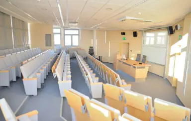 Regionalne Centrum Konferencyjne przy Uczelni Jana Wyzykowskiego Polkowice sala konferencyjna