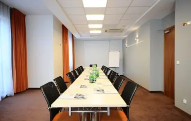 Hotel Oliwski - zdjęcie 2