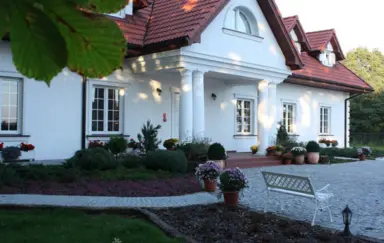 Dwór pod Kasztanowcami - photo 2