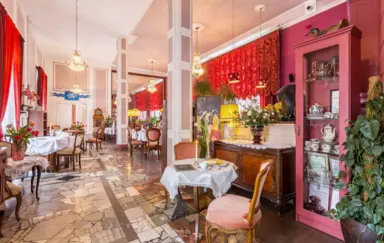 Restauracja Antrakt Warszawa sala restauracyjna