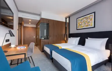 Hotel Grand Ascot - photo 4