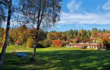 Tu i Teraz Mazury otoczenie