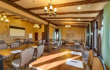 Strzelnica Family Resort & SPA Kochcice sala Konferencyjna