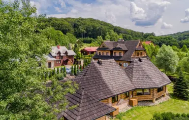 Folkowa Dolina Dębica otoczenie