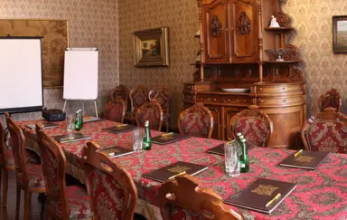 Pałac Piorunów - zdjęcie 2