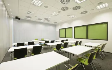 sala GDYNIA - układ szkolny