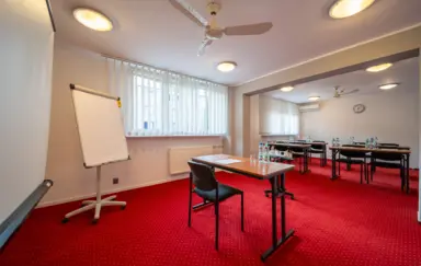 Hotel Gromada Poznań - zdjęcie 2