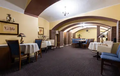 Hotel Diamond Rumia - photo 2