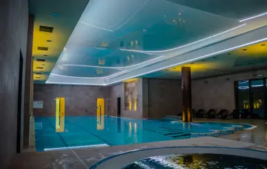 Basen Hotel Czardasz SPA&Wellness 4**** w Płocku