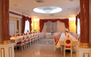 SALA BALOWA - GŁÓWNA