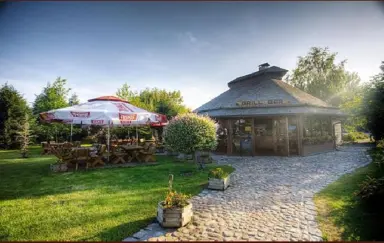 Hotel Azyl Katy Wroclawskie altana