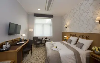 Hotel Park Kajetany - zdjęcie 3