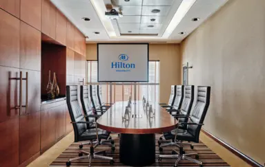 Hilton Warsaw City (dawniej Hilton Warsaw Hotel & Convention Centre) - zdjęcie 2