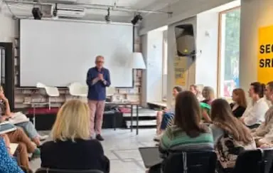 warsztaty "Jak pisać o szczęściu?" prowadzone przez Mariusz Szczygła