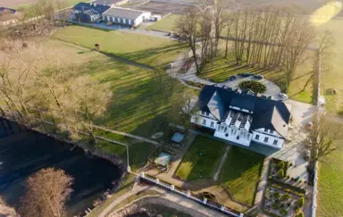 Dwór Droblin otoczenie