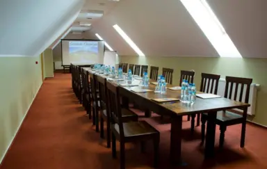 Gosciniec Oycowizna Lesznowola sala konferencyjna