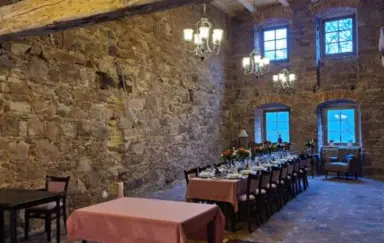 Dom pod Twierdzą Srebrna Gora sala balowa