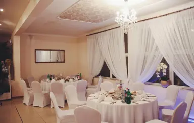 Dom Bankietowy Relax Tomaszów Mazowiecki sala eventowa