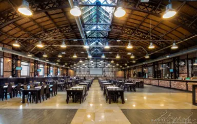 Stara Zajezdnia Kraków by Desilva Kraków hala