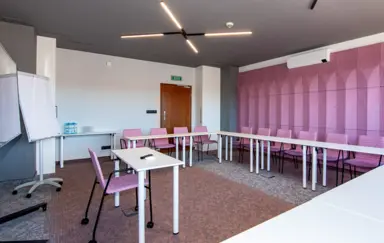 Ośrodek Konferencyjno-Wypoczynkowy Hyrny - zdjęcie 2