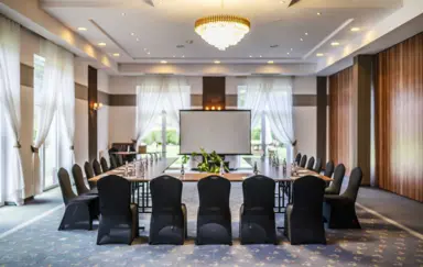 Dosłońce Resort Wellness & Farm Racławice sala konferencyjna