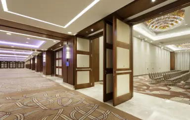 DoubleTree by Hilton Hotel & Conference Centre Warsaw - photo 2