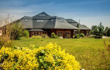 Chochołowy Dwór widok od ogrodu