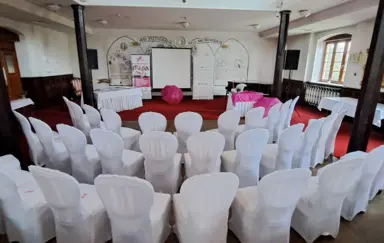 Zamek Gostyniński sala kolumnowa