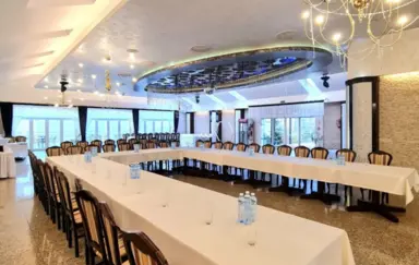 Zacisze Nad Nida Resort Pinczow sala konferencyjna