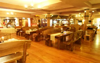 Restauracja i Hotel Rycerski - zdjęcie 2