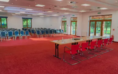 Cicha Woda Hotel Centrum Konferencyjne Karczma - photo 2