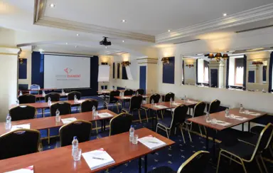 Hotel Diament Arsenal Palace Katowice Chorzów - photo 2