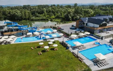 Resort Na Stawach 24 Stary Sącz basen