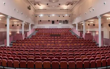 Centrum Sztuki w Oławie - Kino Odra Olawa sala widowiskowa