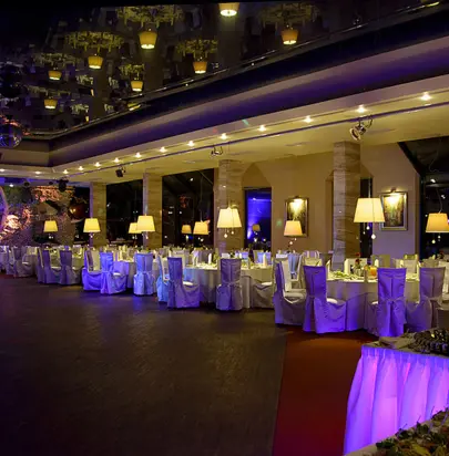 Obiekty konferencyjne w Zawadach: Odkryj Idealne Miejsce na Spotkanie Biznesowe