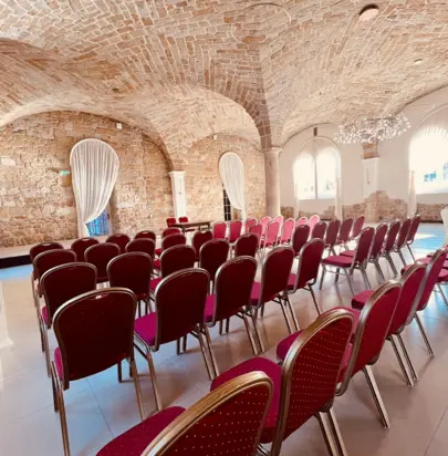 Wyszukiwarka miejsc konferencyjnych