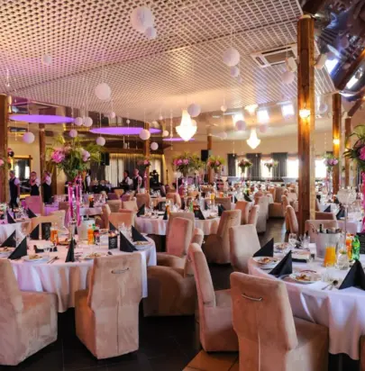 Miejsca na konferencje w Chojnicach - znalezienie idealnej sali konferencyjnej