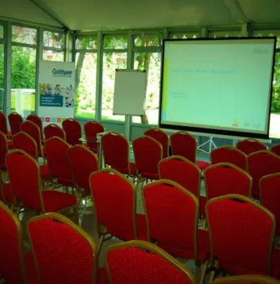 Miejsca na konferencje w Modlinie - wybierz swoją idealną salę konferencyjną!