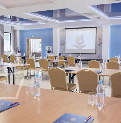 Znajdź idealne miejsce na Twoją konferencję w Smólniku