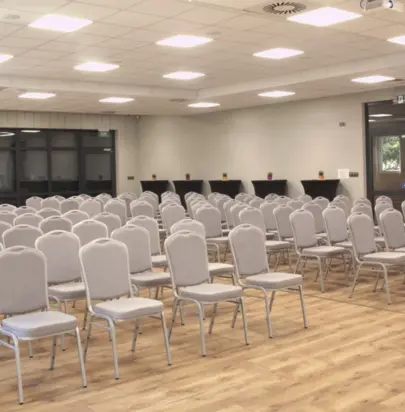 Sprawdź naszą wyszukiwarkę miejsc konferencyjnych!