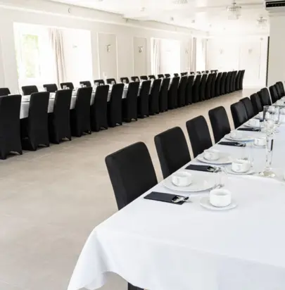 Sale konferencyjne w Czersku – idealne miejsce na Twoje spotkanie biznesowe