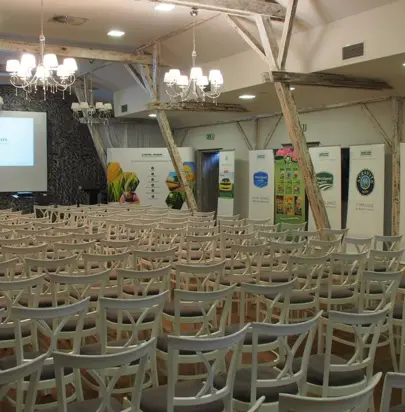 Villa Natura - Sala konferencyjna Sala Konferencyjna I (Bankietowa)