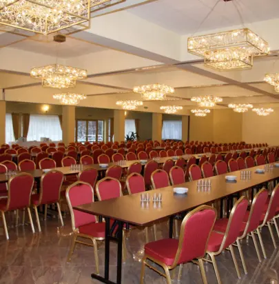 Konferencje w Szydłowie – Idealne Miejsce na Spotkania Biznesowe