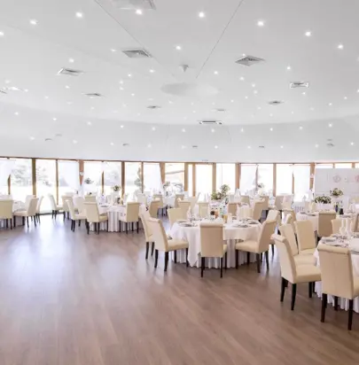 Sale konferencyjne Ełganowo – idealne miejsce na szkolenia w sercu natury