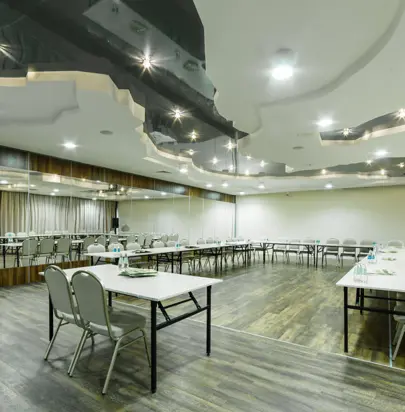 Organizuj konferencje w Okunince