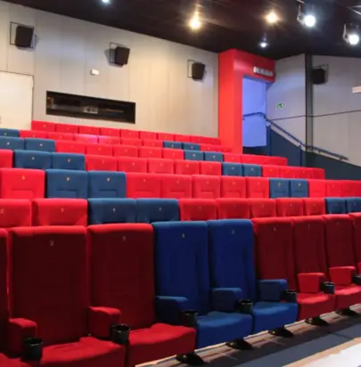 Obiekty z salami konferencyjnymi w Elblągu – blisko natury i historii