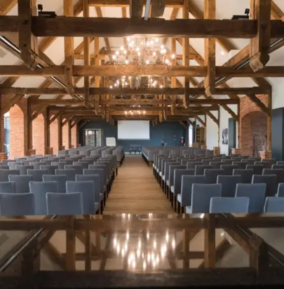 Znajdź idealne miejsce na konferencję w Chobienicach