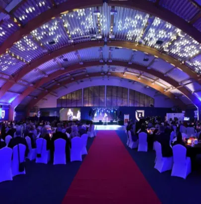 Biznes & Events Hotel Stadion Zawisza - Sala konferencyjna Hala eventowa