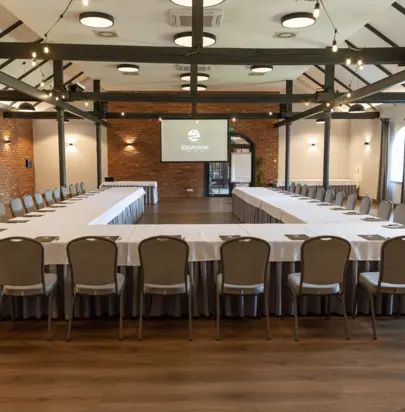 Sprawdź naszą wyszukiwarkę miejsc konferencyjnych!