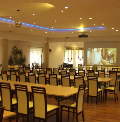 Zorganizuj doskonałą konferencję w Ślesinie